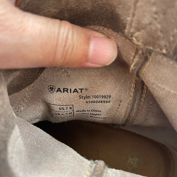 Ariat women’s suede boots size 7. - Picture 8 of 8
